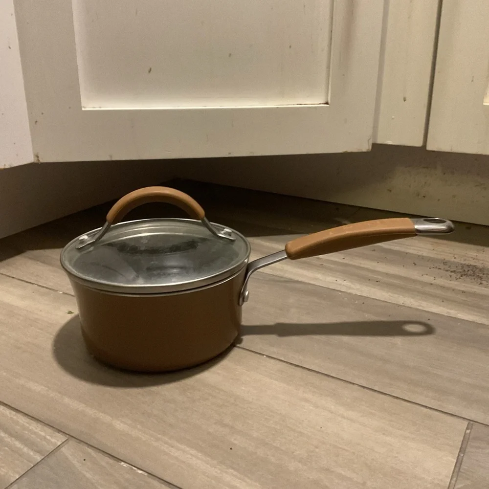 Rachael Ray Porcelain Small Pot Saucepan Cookware Non-stick w/ Glass Lid Y2K